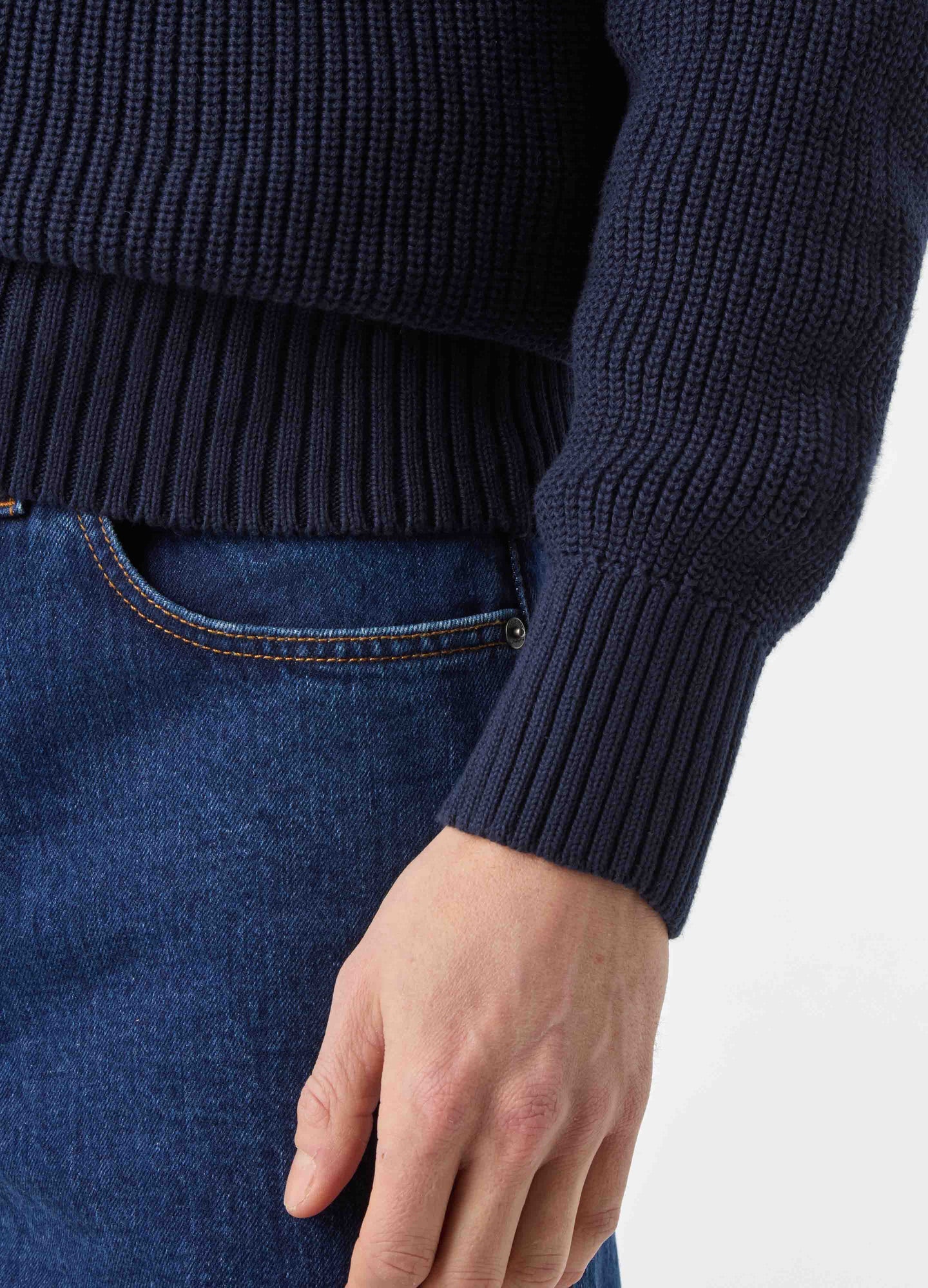 Bengt Raglan Sweater - Navy | Berg & Berg